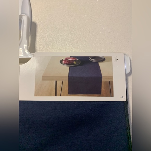 Studio 3B Table Runner - Picture 2 of 6